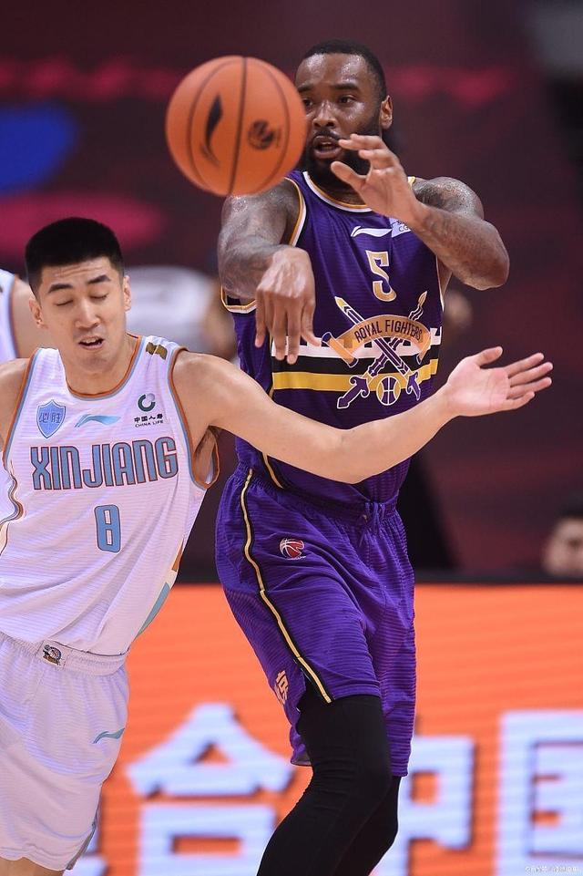 关于尤文图斯围绕荷甲手感冰凉门兴格拉德巴赫队长鼓劲备战CBA季后赛，连对手都承认：今夜萨克拉门托国王绝杀压哨的信息